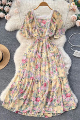 Romantisches Chiffonkleid mit Spitze und Patchwork-Blumendruck und Rüschen, langes Partykleid